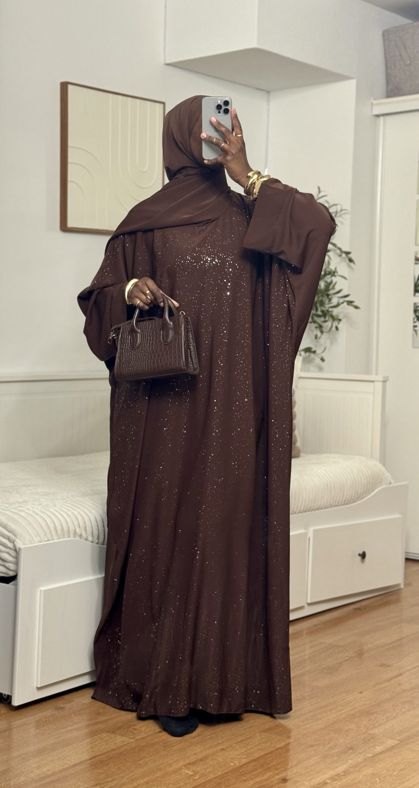 Abaya Mina
